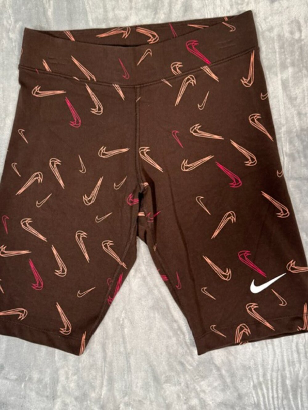 NWOT Nike Sportswear Essential Bike Shorts Brown Pink Swoosh Print Women M